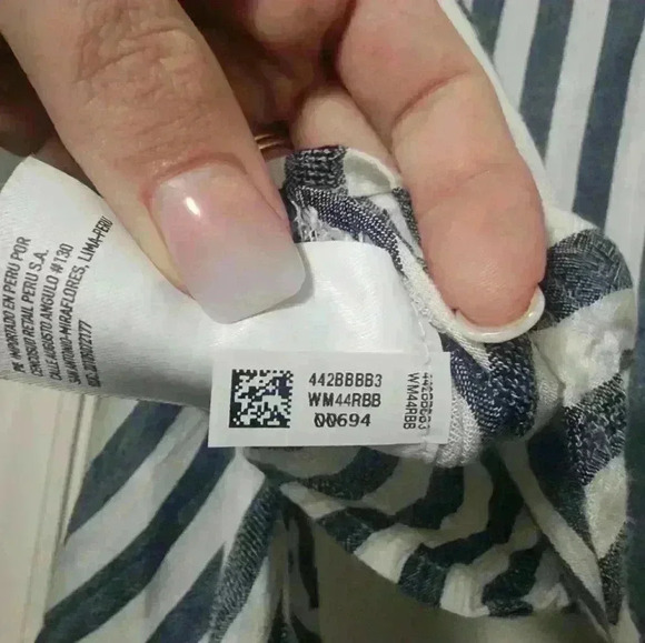 American Eagle NWT Womens Stripped Cropped Top Size Medium - Picture 6 of 6